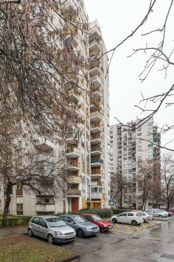 Penthouse "Sky 17" S Balkonom I Besplatnim Parkingom Apartment ซาเกร็บ ภายนอก รูปภาพ